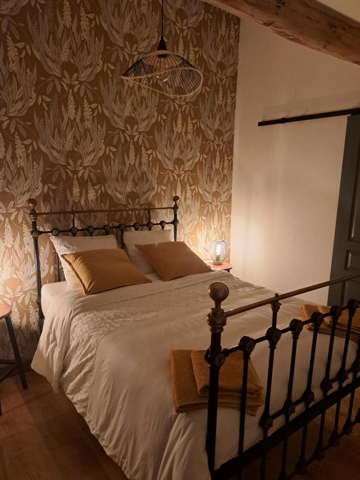 Roussines Lavallade12 Chambers D'Hotes الغرفة الصورة