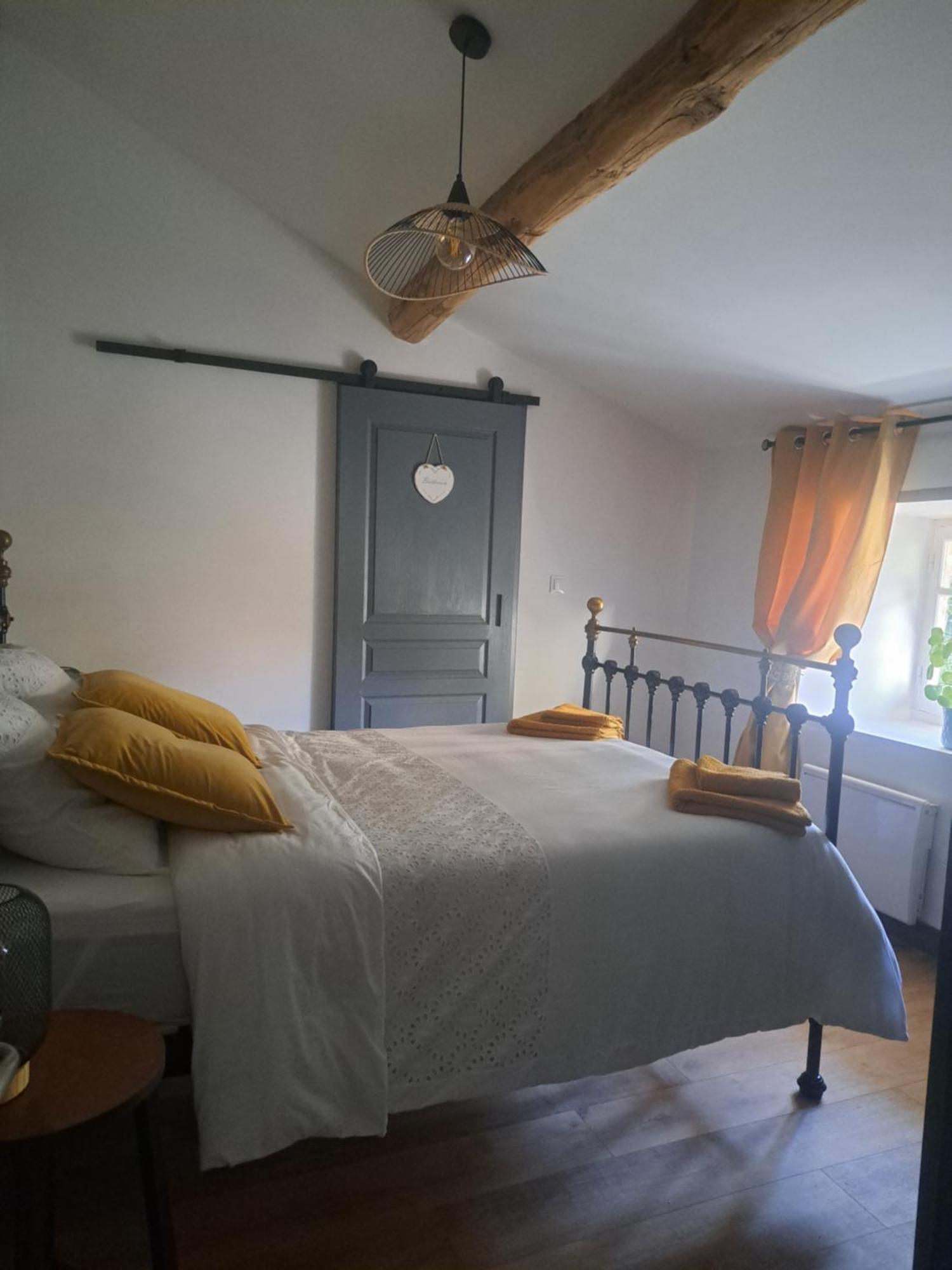 Roussines Lavallade12 Chambers D'Hotes الغرفة الصورة