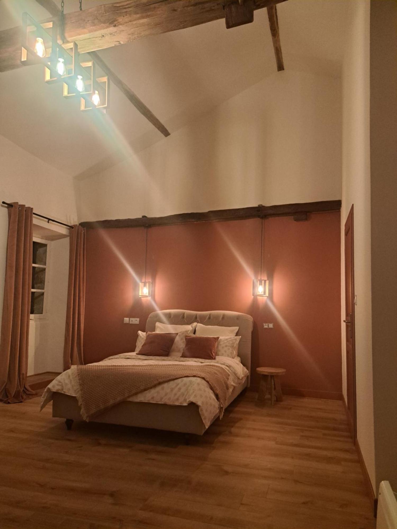 Roussines Lavallade12 Chambers D'Hotes المظهر الخارجي الصورة